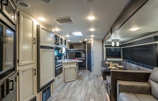 Sunhawk: Spacious Family Bunkhouse (Veteran Owned)