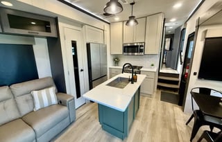 2024 Alliance Valor *1.5 Baths, King, Bunks, Loft*