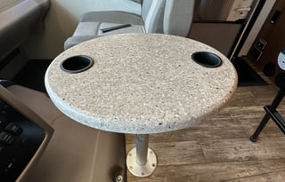 "Jolly" - Spacious RV for a King (and Queen)