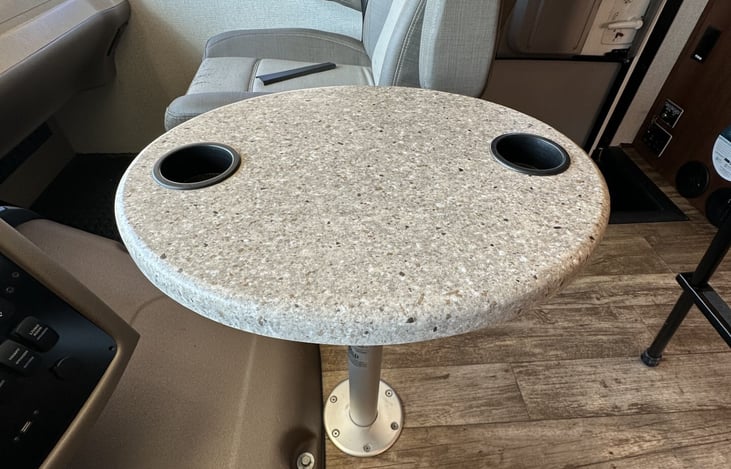 A great spot for your cups while driving or to enjoy a morning coffee looking out the window!