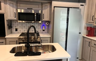 Spacious Family Friendly Luxury 5th Wheel 2BR/2BA