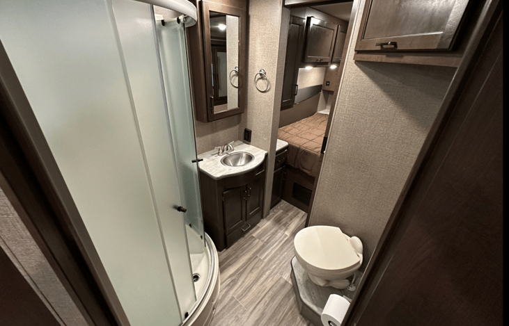 3/4 bathroom. Jack-n-Jill entrance so you can enter from master during the night without disturbing the rest of your crew.