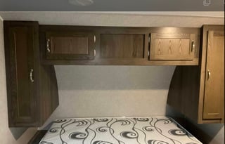 2021 EAST TO WEST Della Terra 312BH 38FT