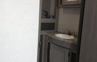 2022 CrossRoads RV Sunset 285ck