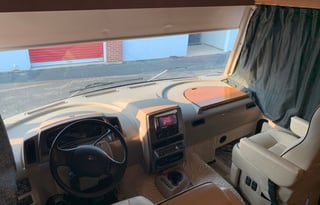 2017 Winnebago Vista LX 30T