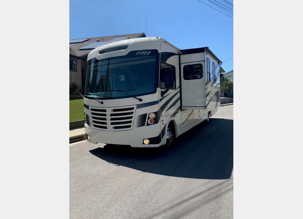 Class A Motor Home rentals in Los Angeles