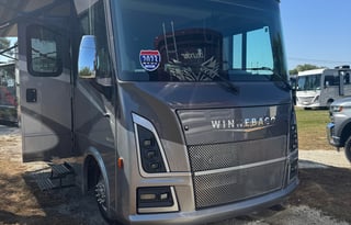 2023 Winnebago Vista 29v