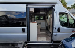 2022 Thor Motor Coach Sequence 20K