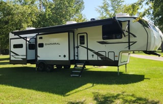 NEW 2025 Coachmen Chaparral 375BAF (2 full baths)