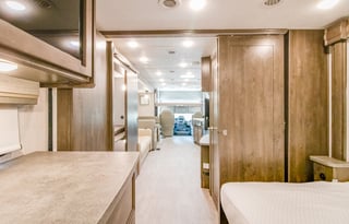 2025 COACHMEN MIRADA 35ES