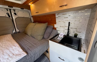 Luxury Mercedes Sprinter Van | Solar, Shower