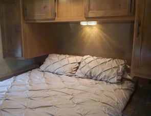 Outdoors RV Timber Ridge Mountain Series 24RLS
