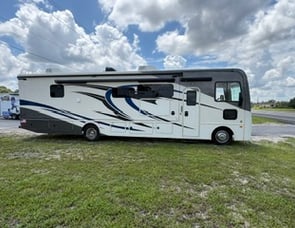 Fleetwood RV Flair 35R
