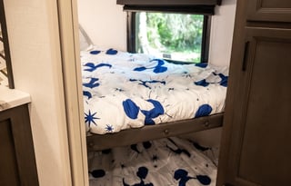 Brand NEW 2026 Luxury Camper Near Disney World!