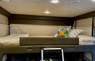 Meet Rosanna - The Cozy Family Friendly Entegra 34