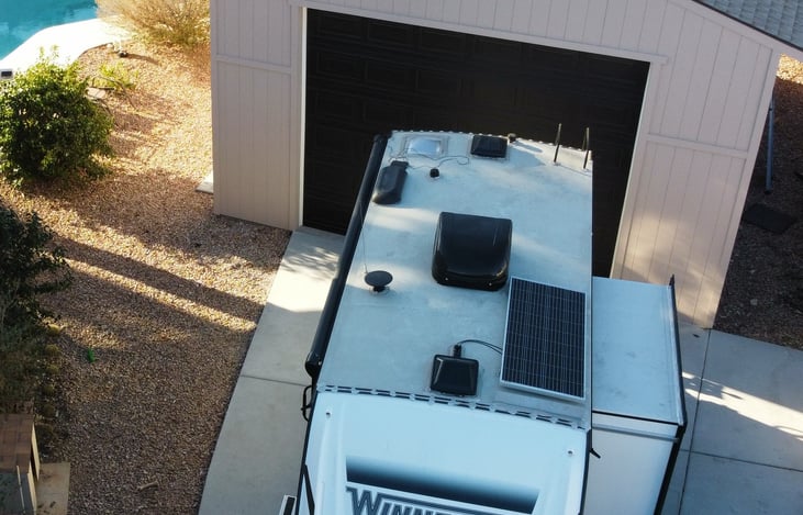 Azdel Onboard® composite panels for insulation
Dexter® TORFLEX® torsion stub axles
Powered patio awning w/LED lighting
All LED lighting w/reverse lights integrated into brake lights. Garage Kept.