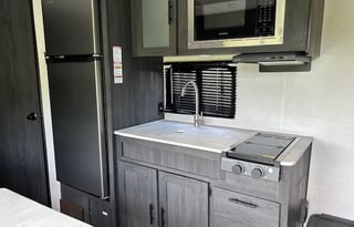2021 Forest River RV Ozark 1650BHK