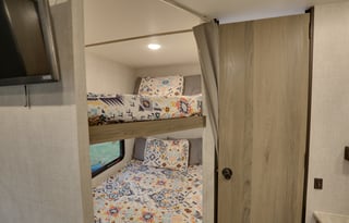 2022 Family Bunkhouse **Sleeps 7**