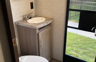 2022 Sunset Trail with bunk house and extra bath!