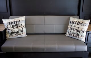 Retroasis Roadside Retreat: Your Adventure Awaits!