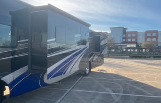 2022 Entegra Coach Emblem 36H