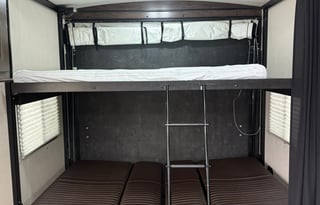 19 Heartland Fuel Toy hauler