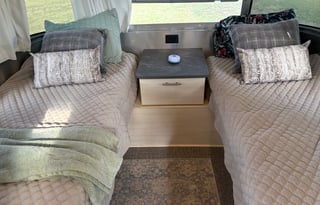Airstream Glamping in Style/Remote OfficeStarlink