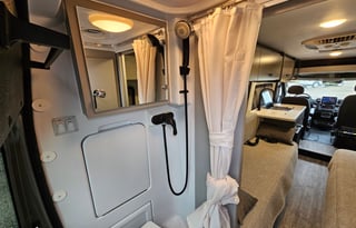 2026 Thor Motor Coach Twist 2LB