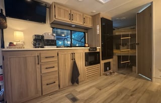 Stress-Free 2025 Coleman Camper - Delivery &Setup