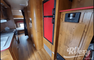 Cozy Vintage family friendly Cruiser !