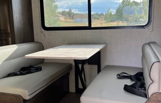Easy to drive- RV rental