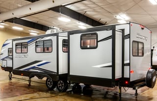 2021 Forest River Cherokee Alpha Wolf 33BH