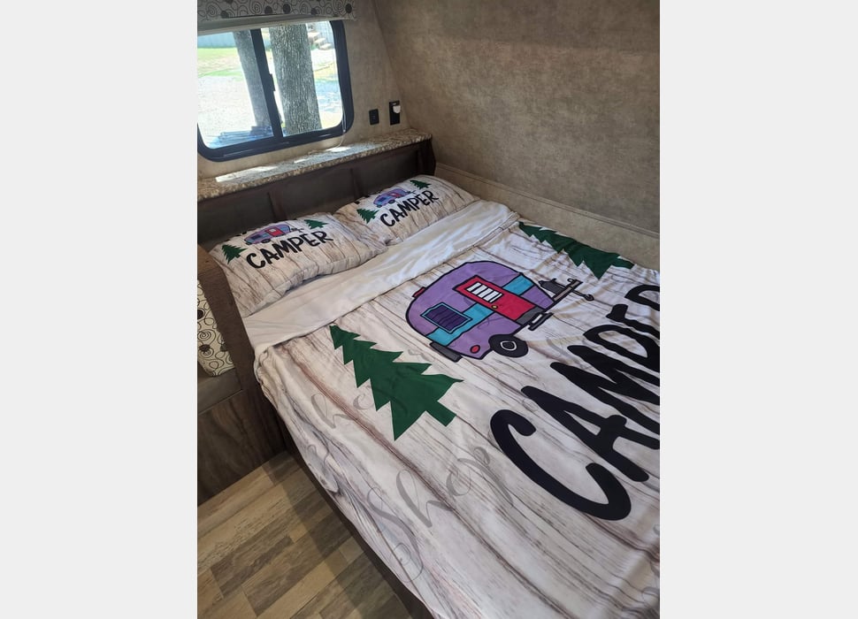 Travel Trailer rentals in Ellisville