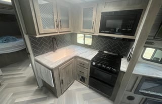 The Cozy Glen Getaway