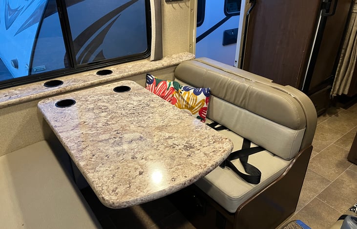 Table for 4, converts to bed