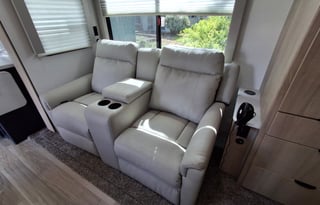 2023 Winnebago Minnie Winnie 2529RG