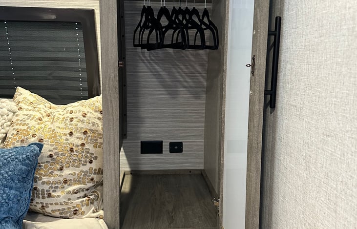 Plenty of clothes storage