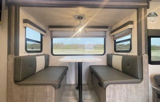 2023 BRAND NEW! Ultra light & easy-to-tow! Sleeps8