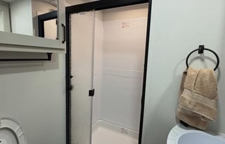 Lakeside Leisure 2026 5th Grand Design Fifth Wheel