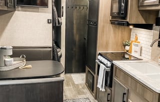 Bunk House! 2022 Jayco Jay Flight SLX 264BH