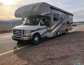 Thor Motor Coach Four Winds 31E Bunkhouse