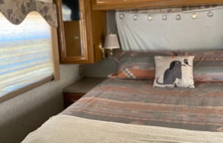 Your Adventurer Awaits in this Comfy Motorcoach