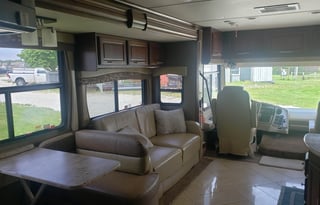 "Mo" fun- 2015 Coachmen Encounter 36BH(Bunk House)