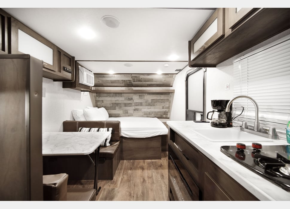 Travel Trailer rentals in Colbert