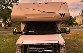 Spacious Minnie Winnie 31H – Perfect for Families