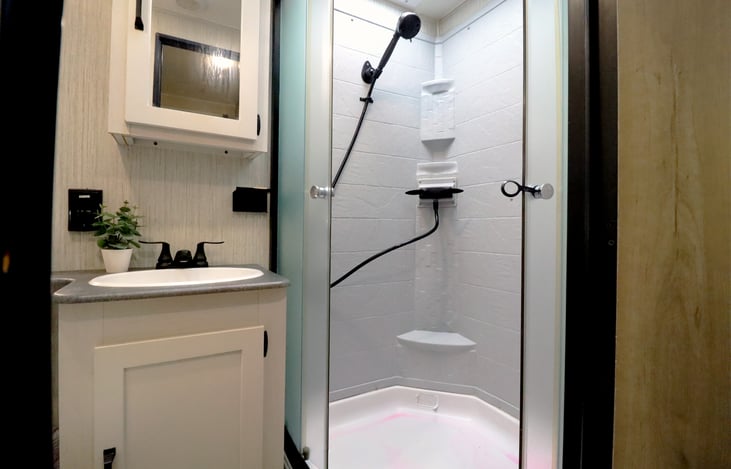 Experience "Gratitude" with our 2022 Palomino Puma 32RBFQ2 located near Table Rock Lake near Branson Missouri and Lake Of The Ozarks. Thank you from us at StoneMountainRVs(dot)com