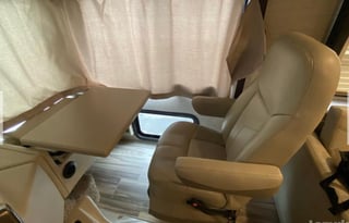 2022 Thor Motor Coach ACE 32.3