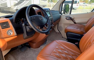 2020 Regency Ultra Brougham 25MB