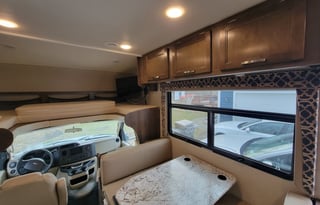 "Apollo" The Family Friendly Redhawk (sleeps 8)