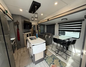 Forest River RV Wildcat 37BEST
